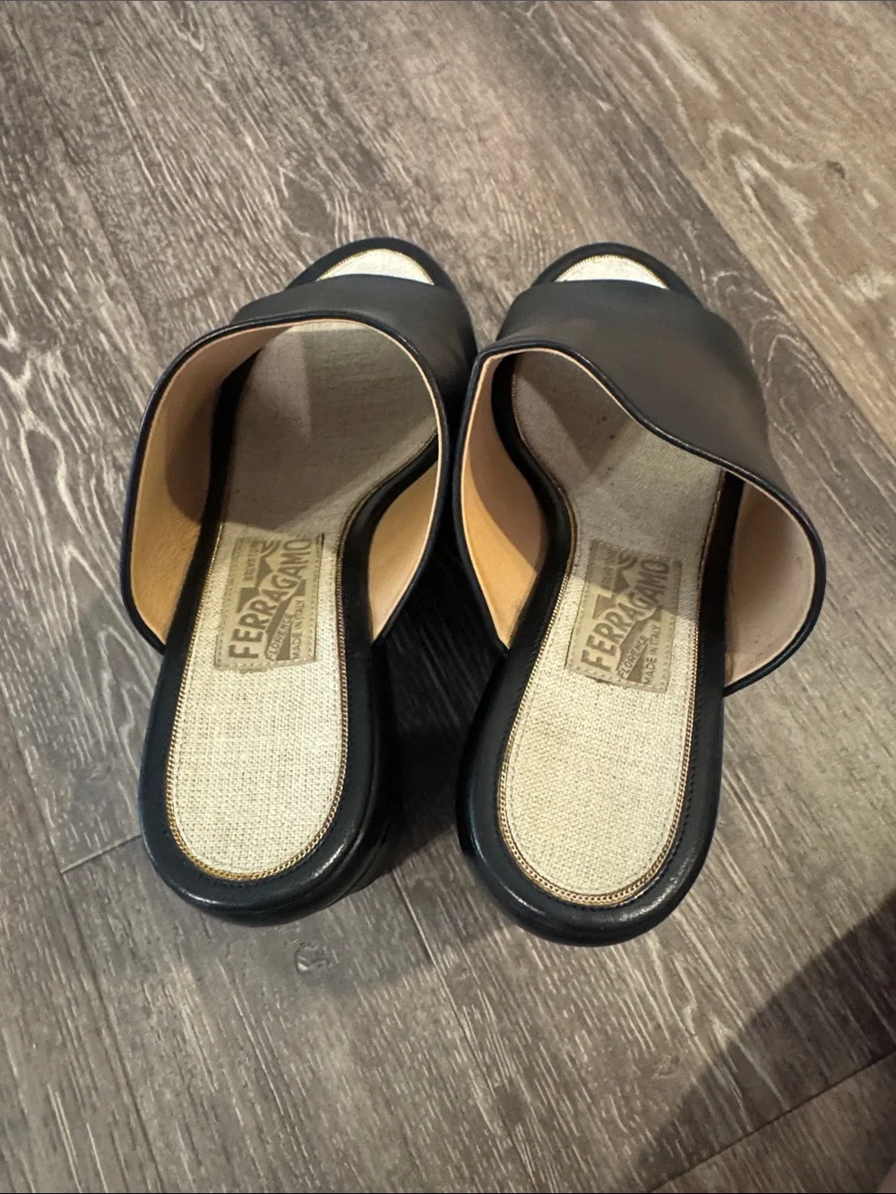 Salvatore Ferragamo Miley Platform Leather Mule  Size 8C Black